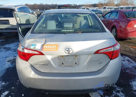 2015 Toyota Corolla Le Plus z USA, uszkodzony, nr VIN 2T1BURHE9FC478109